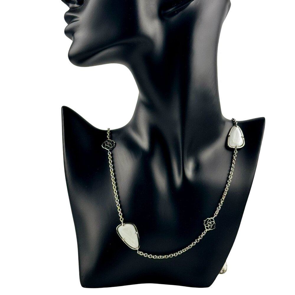 Kendra Scott Kinley White MOP Pearl Logo Necklace Vintage